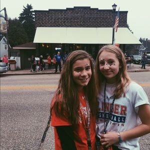 Meet your Posher, Marissa